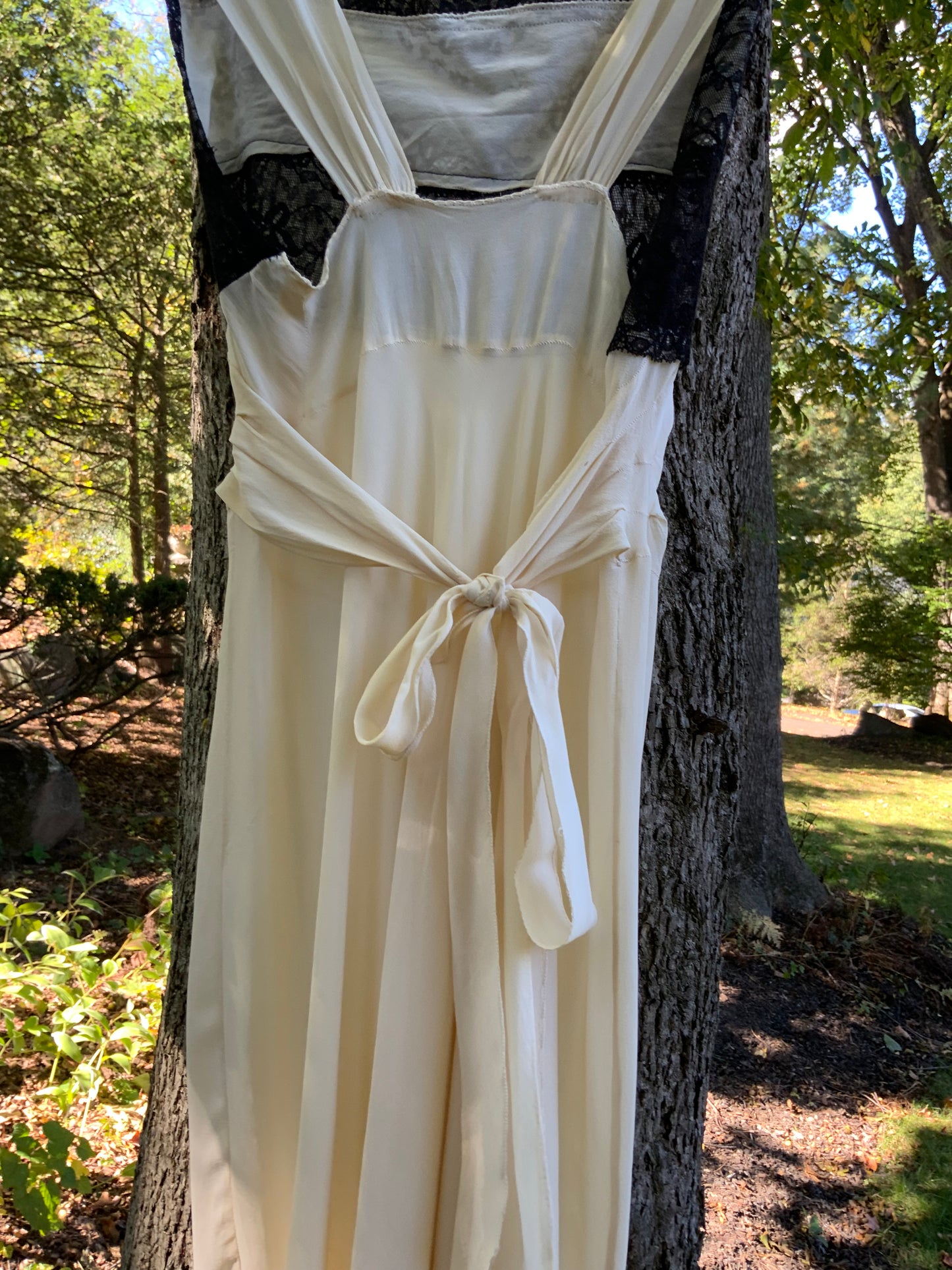 Silk Nightgown - Black Lace Embelishment - 30s - 30AO