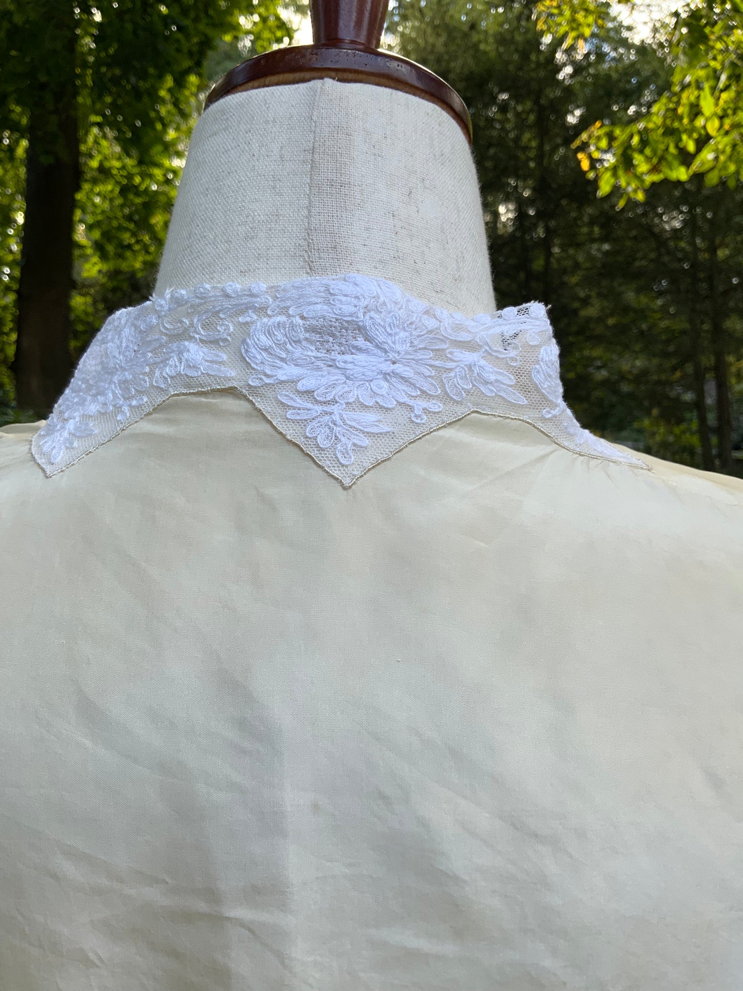 Silk Embroidered Bed Jacket - "TINA" - 20s - 30AP