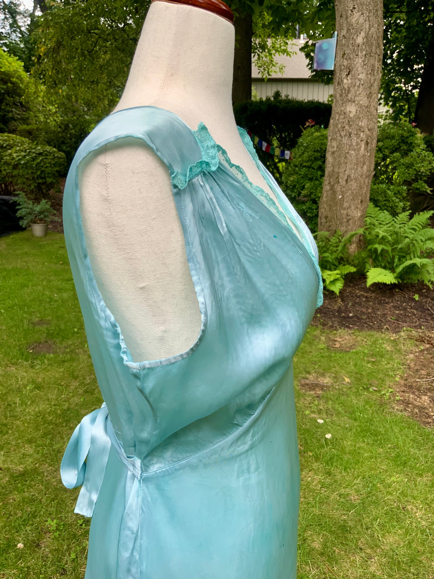 1930s Hand-Dyed Aqua Satin Nightgown. Embroidered Bow Lace Gown with Original Tie Belt
.30CU