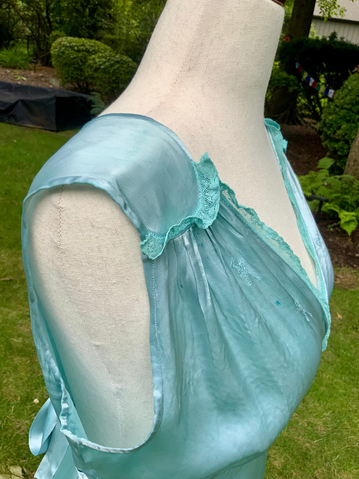 1930s Hand-Dyed Aqua Satin Nightgown. Embroidered Bow Lace Gown with Original Tie Belt
.30CU