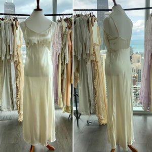 Lace Wedding Dress with Satin Slip - 70s - LuluBoopVintage